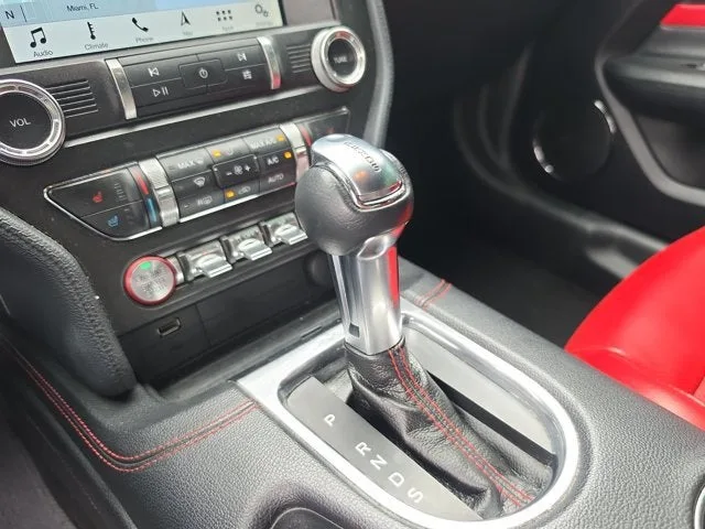 2019 Ford Mustang EcoBoost Premium photo 25