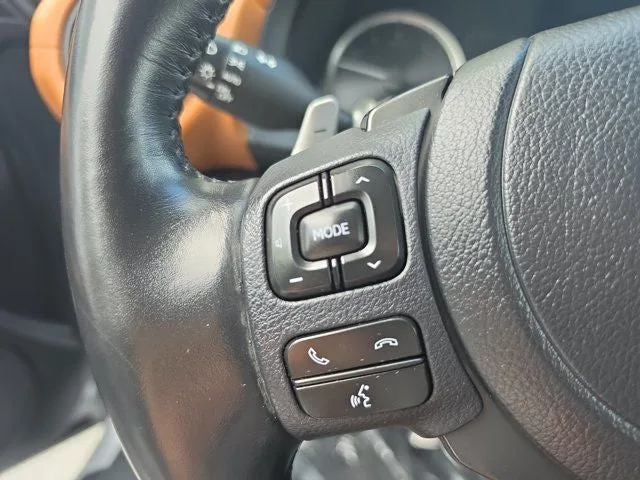 2024 Lexus IS 300 photo 21