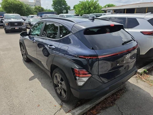 2026 Hyundai Kona SEL Sport photo 3