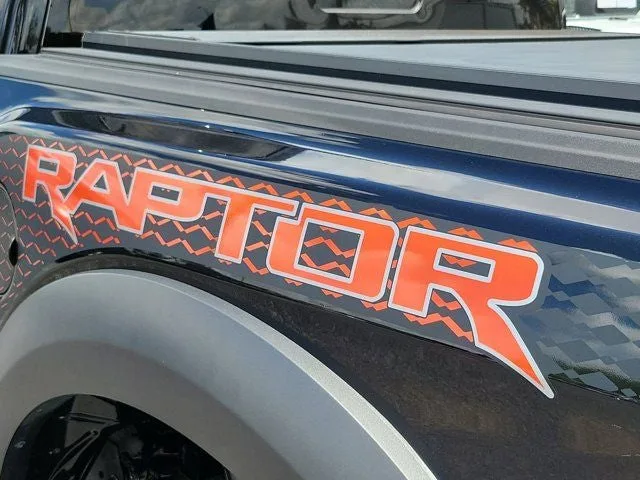 2023 Ford F-150 Raptor photo 7