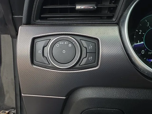 2019 Ford Mustang EcoBoost Premium photo 26