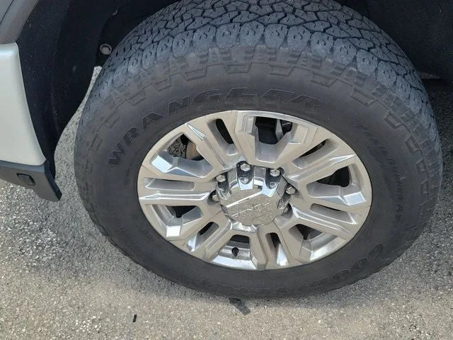 2021 GMC Sierra 2500HD Denali Ultimate Pkg photo 5