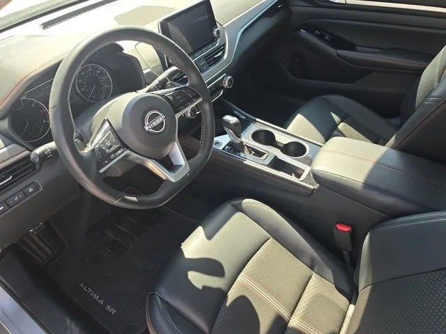 2025 Nissan Altima 2.5 SR photo 15