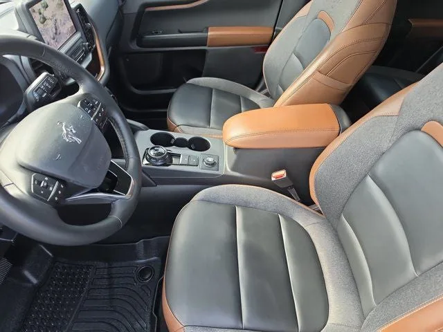 2024 Ford Bronco Sport Outer Banks photo 19
