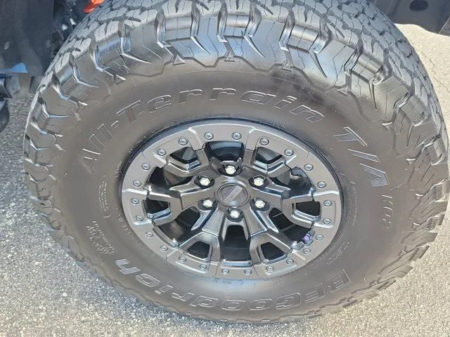 2024 Ford Bronco Raptor photo 8