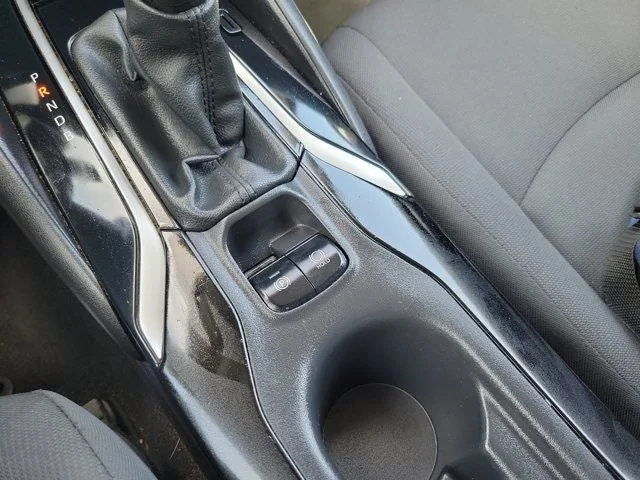 2021 Toyota Corolla LE photo 22