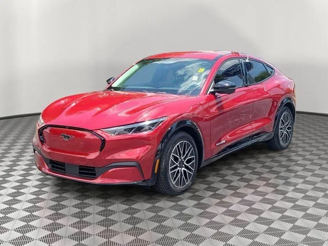 2024 Ford Mustang Mach-E Premium photo 3