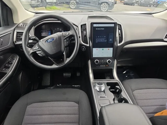 2024 Ford Edge SE photo 16