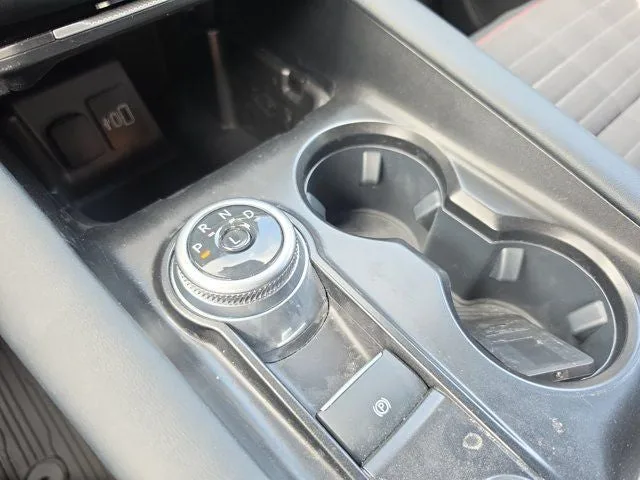 2025 Ford Explorer ST-Line photo 28