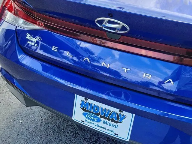 2021 Hyundai Elantra SE photo 7