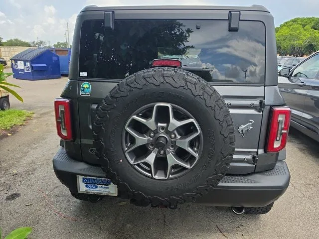 2022 Ford Bronco Badlands photo 6