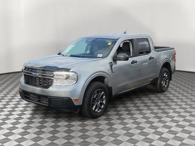 2024 Ford Maverick XLT photo 3