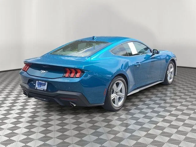 2026 Ford Mustang EcoBoost Premium photo 6