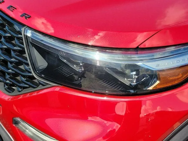 2023 Ford Explorer ST-Line photo 9