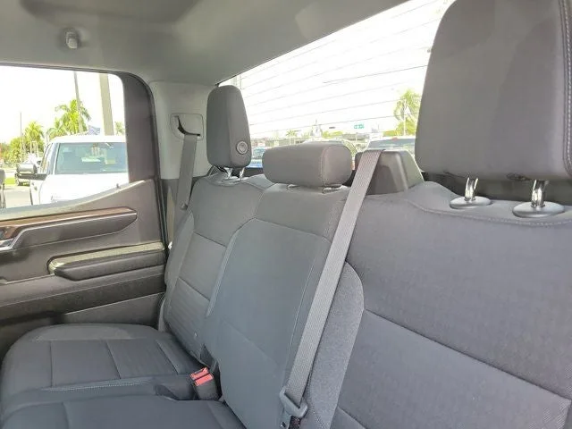 2023 Chevrolet Silverado 1500 RST photo 14