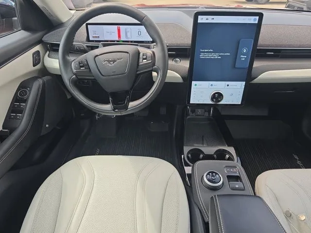 2023 Ford Mustang Mach-E Premium photo 17