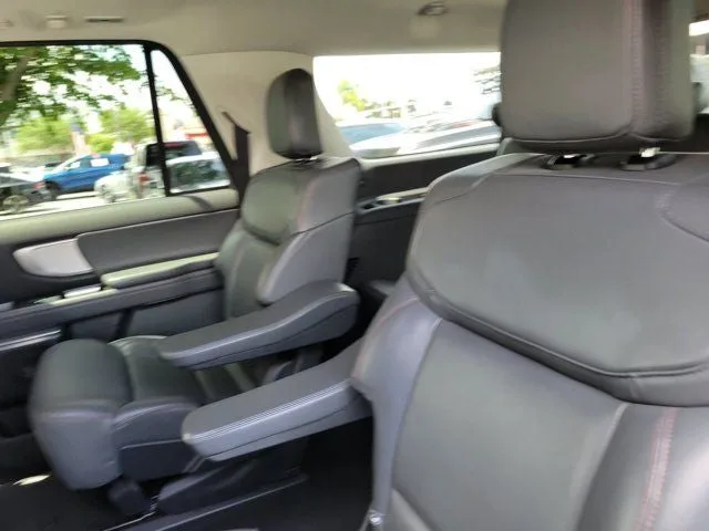 2025 Ford Expedition Max Active photo 17