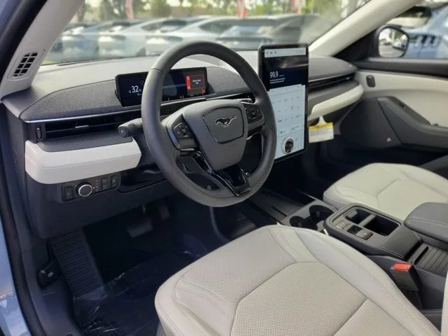 2025 Ford Mustang Mach-E Premium RWD photo 12