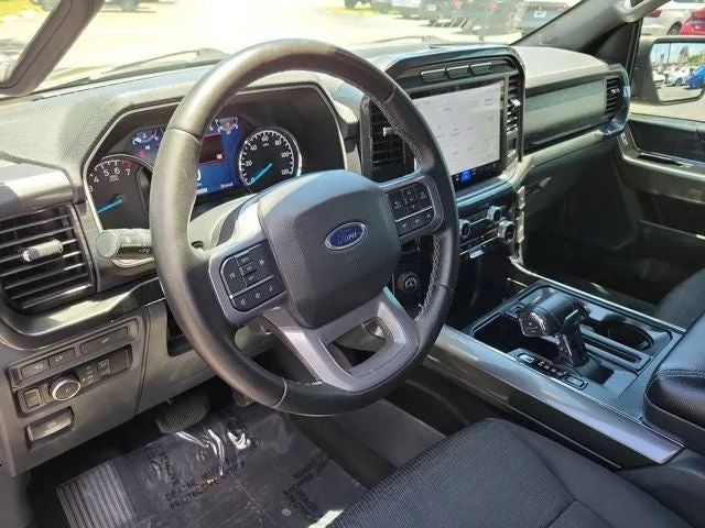 2023 Ford F-150 XLT SPORT photo 16