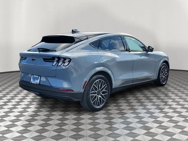 2025 Ford Mustang Mach-E Premium RWD photo 6