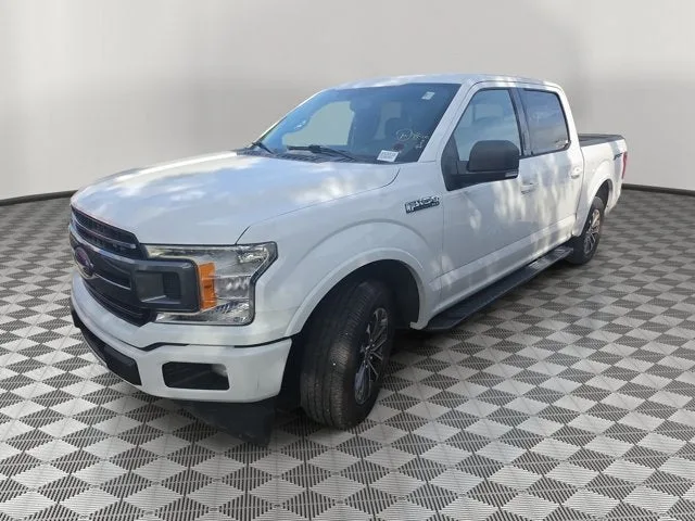 2018 Ford F-150 XLT photo 2
