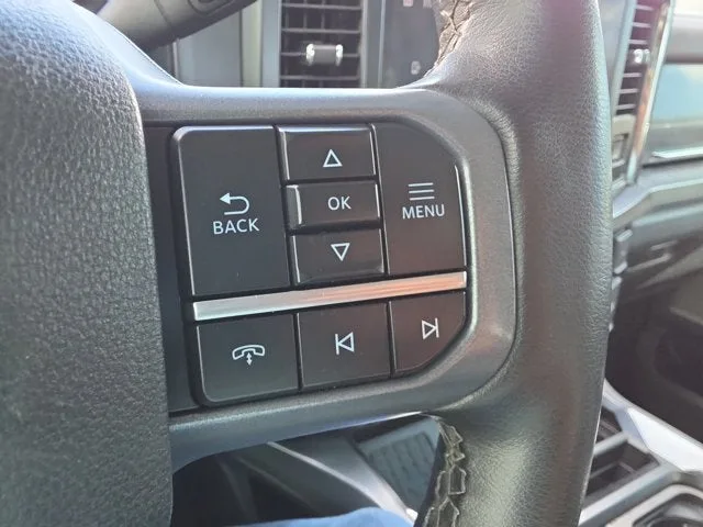 2025 Ford F-450SD Lariat DRW photo 24