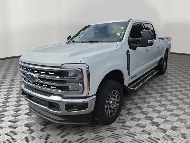 2026 Ford F-250SD Lariat photo 2