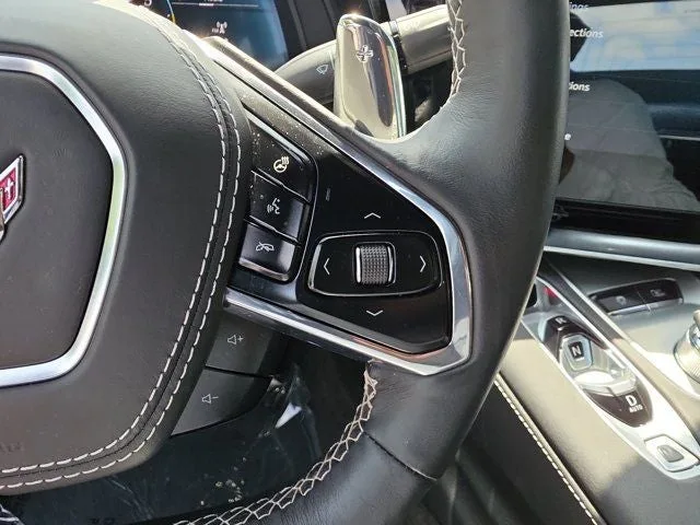 2025 Chevrolet Corvette Stingray 2LT photo 19