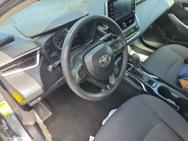2021 Toyota Corolla LE photo 16