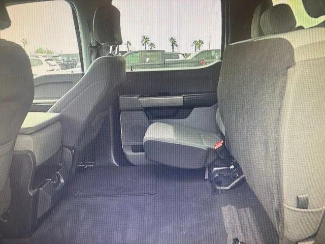 2025 Ford F-250SD XLT photo 8