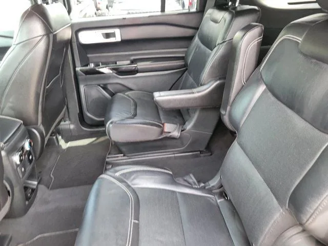 2023 Ford Explorer ST photo 22