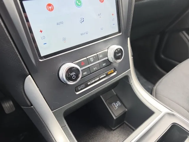 2024 Ford Edge SE photo 25