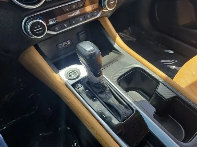 2023 Nissan Sentra SV Premium photo 25