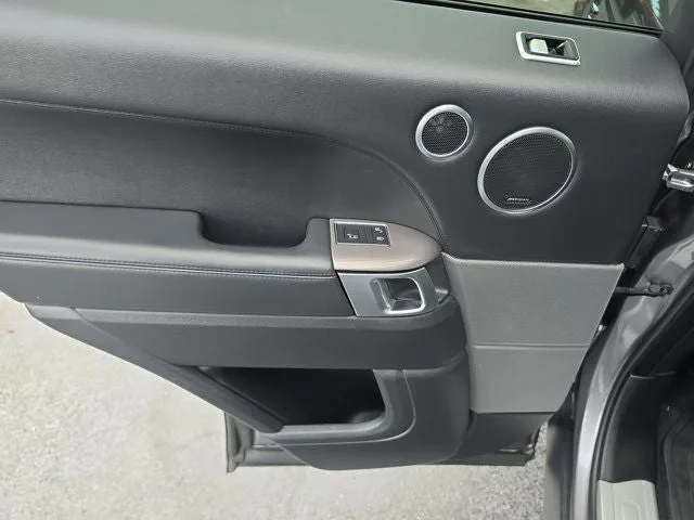 2020 Land Rover Range Rover Sport HSE photo 13