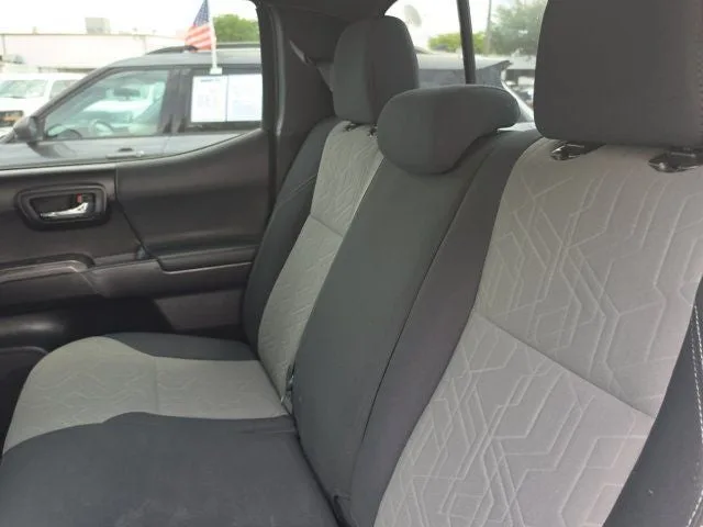 2021 Toyota Tacoma TRD Sport V6 photo 12
