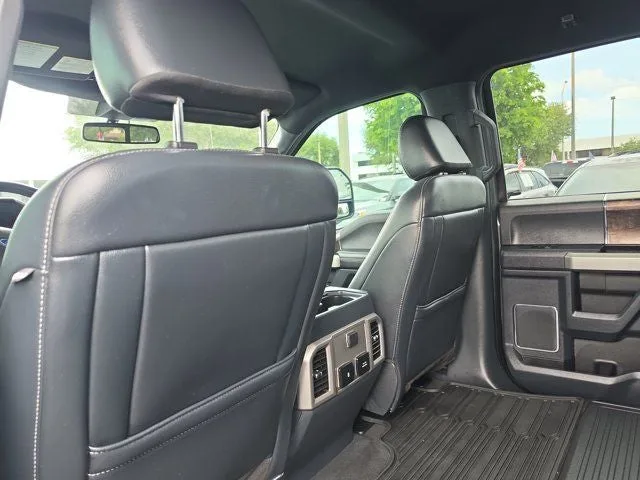 2022 Ford F-250SD Lariat FX4 photo 12