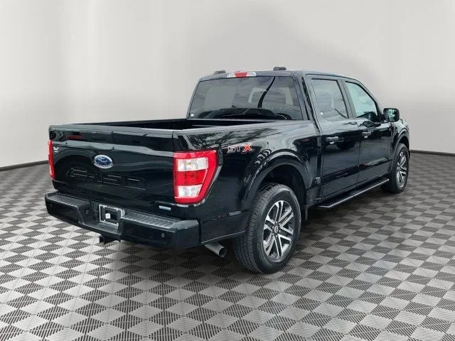 2023 Ford F-150 XL photo 6