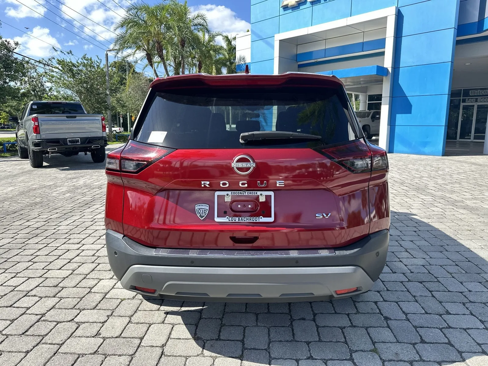 2023 Nissan Rogue SV photo 28