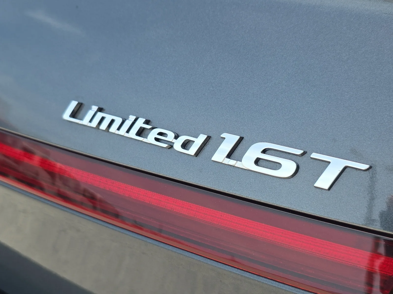 2023 Hyundai Sonata Limited photo 10