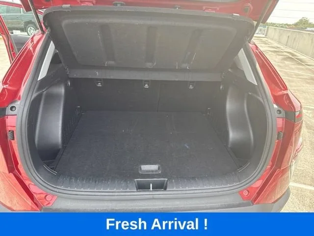 2025 Hyundai Kona SEL photo 4