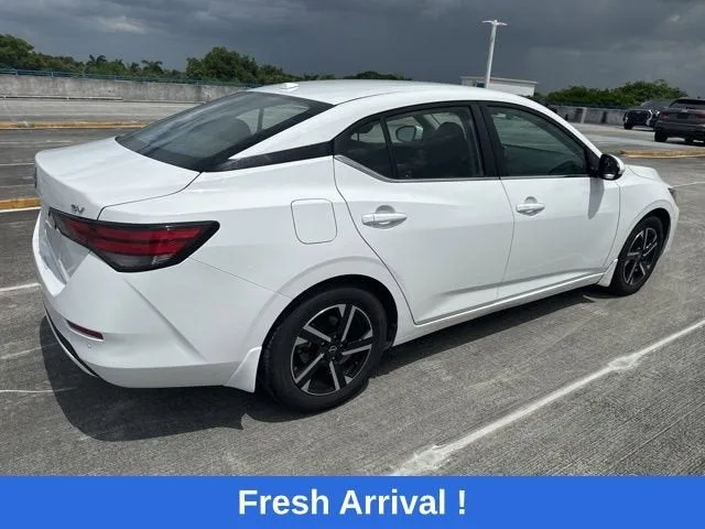 2024 Nissan Sentra SV photo 13