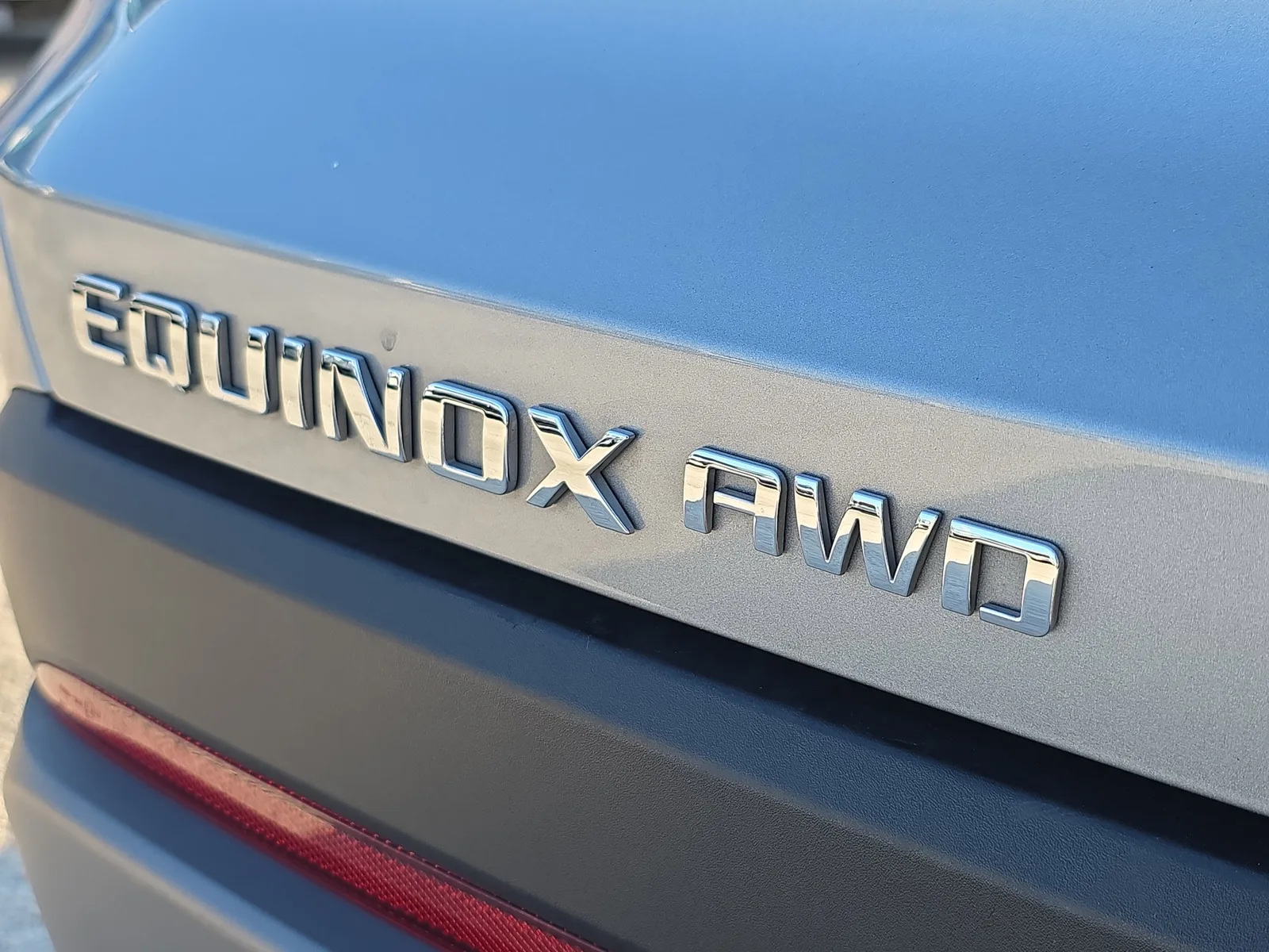2025 Chevrolet Equinox LT photo 10