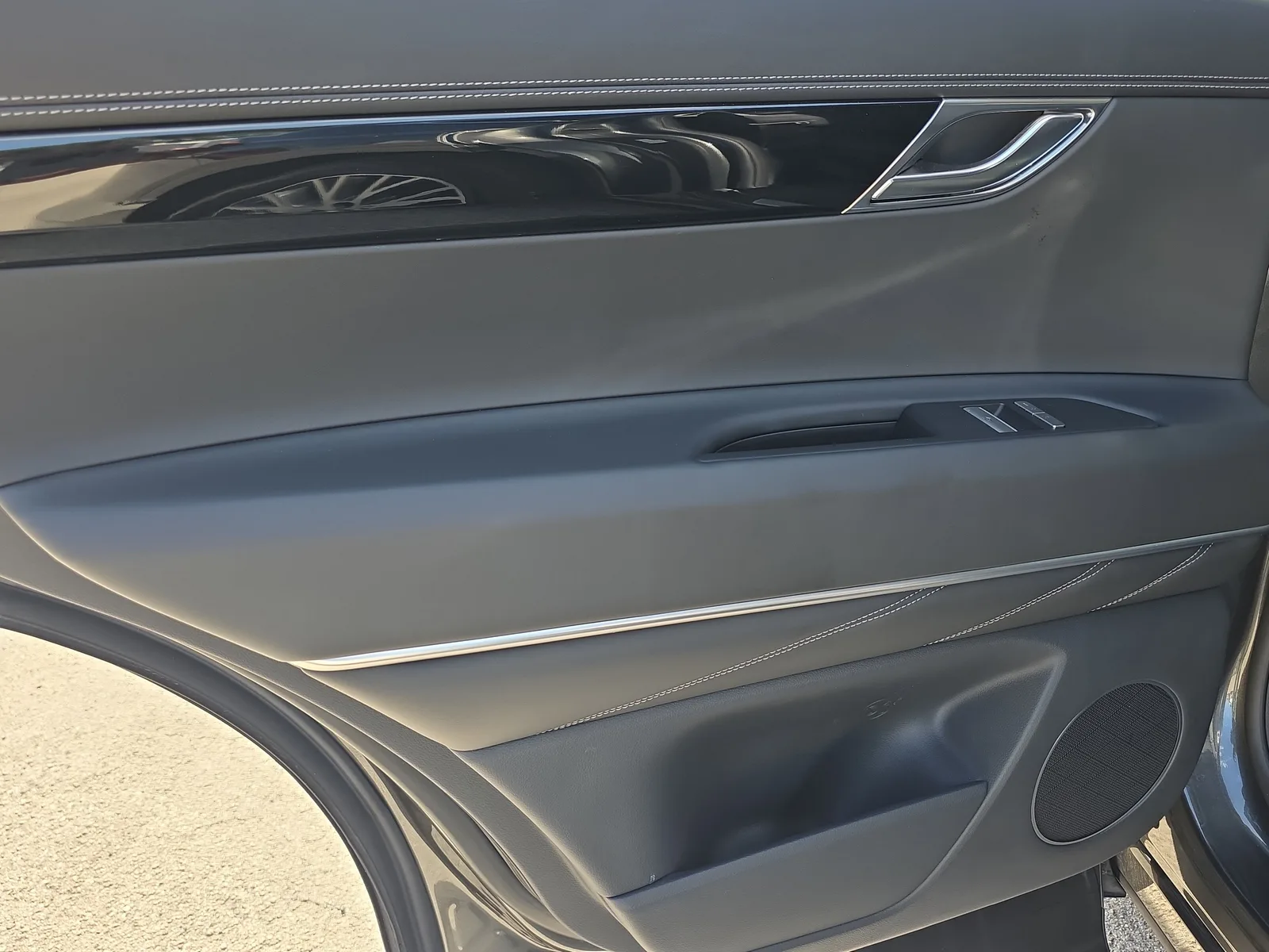 2026 Genesis GV80 2.5T photo 14