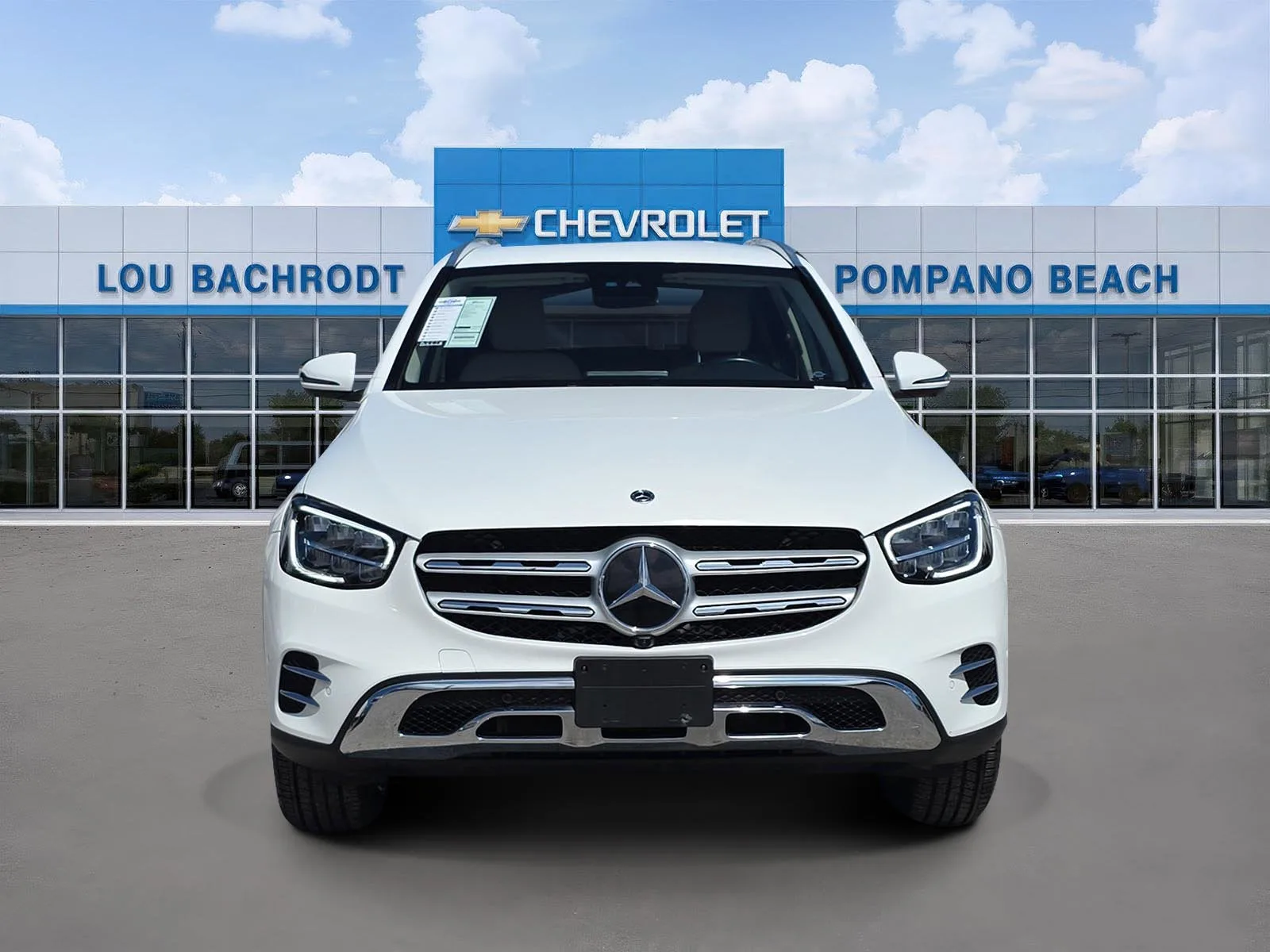 2022 Mercedes-Benz GLC GLC 300 photo 2