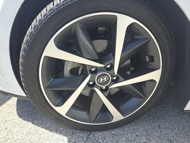 2023 Hyundai Sonata SEL Plus photo 17
