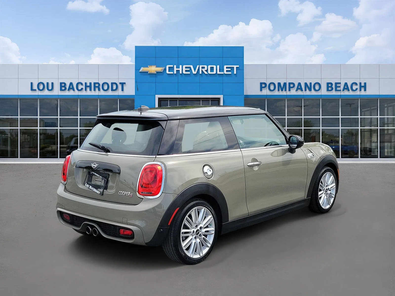 2019 MINI Hardtop 2 Door Cooper S photo 3
