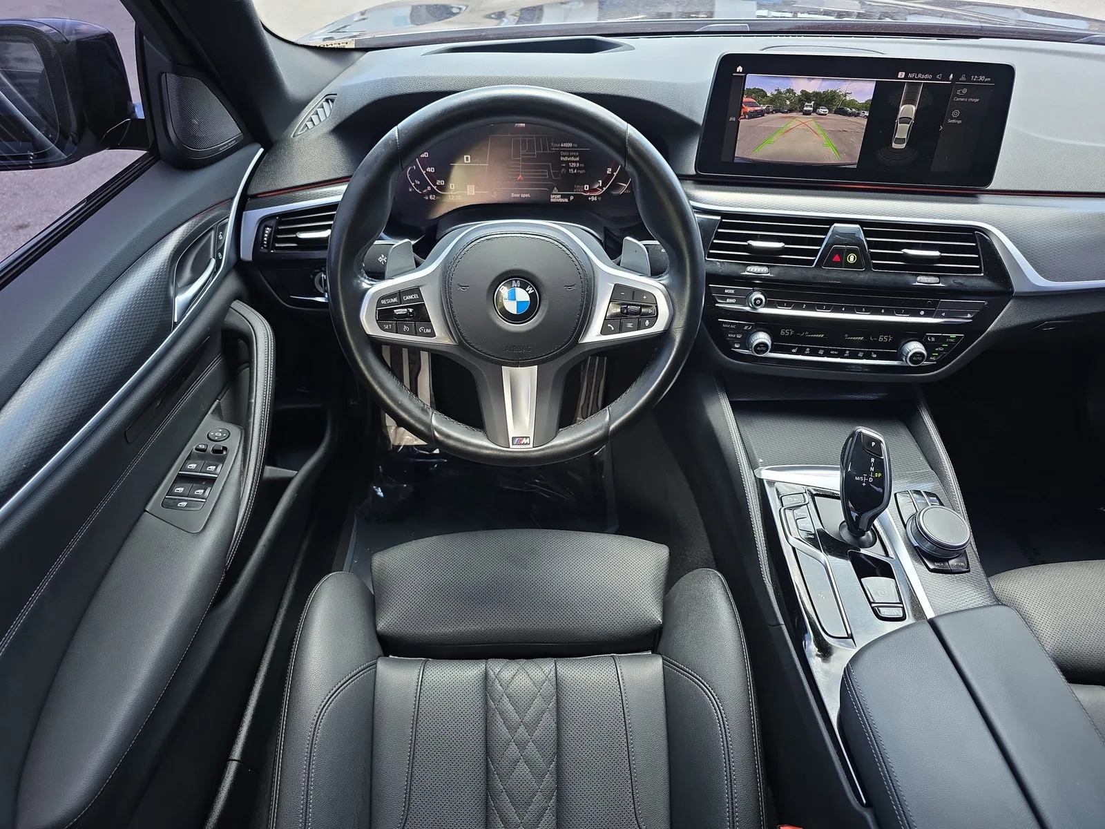 2023 BMW 5 Series 530i photo 17