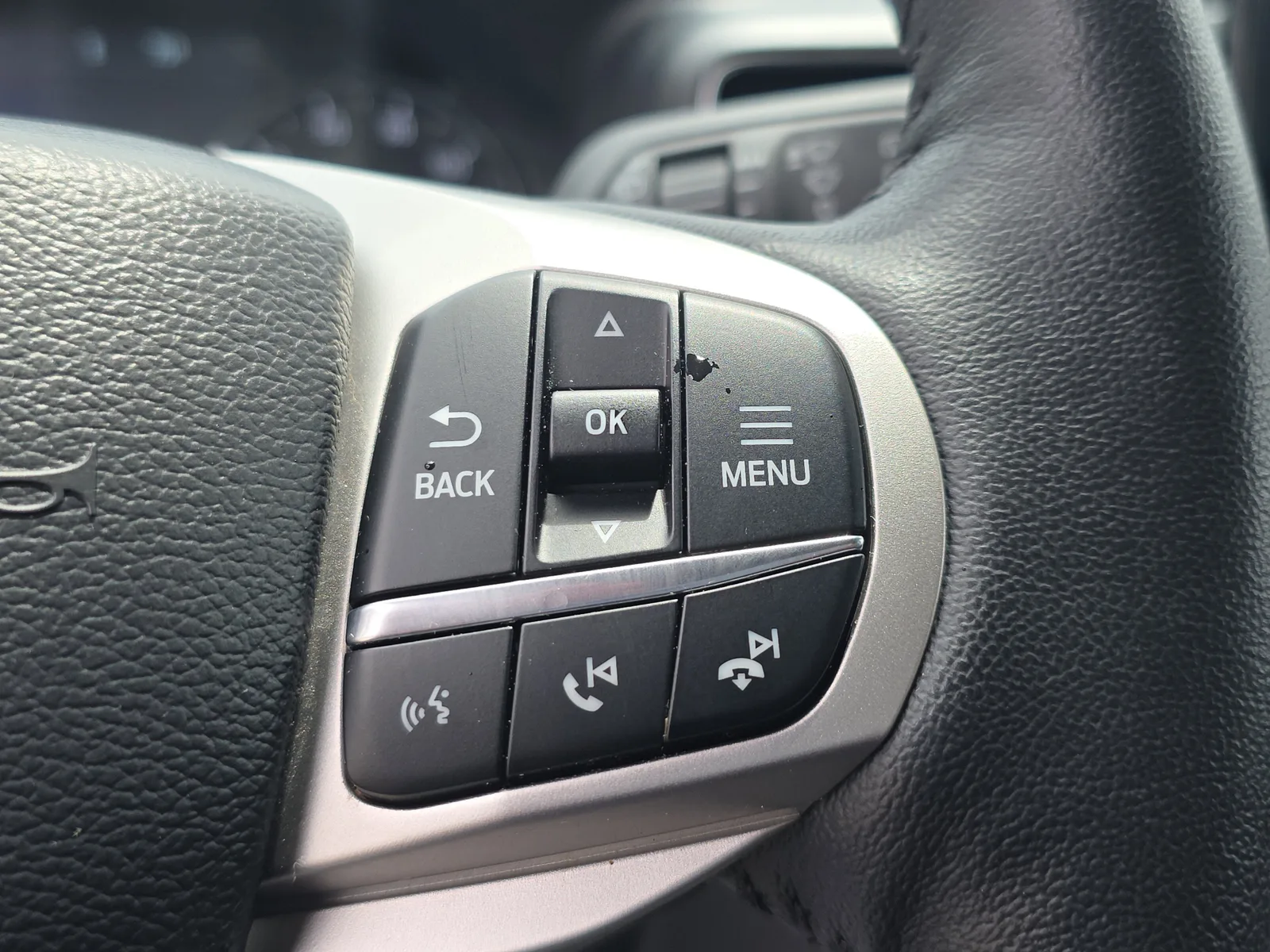 2024 Ford Explorer XLT photo 29