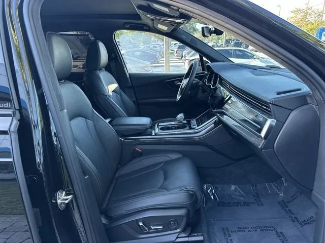 2025 Audi Q7 Prestige photo 29
