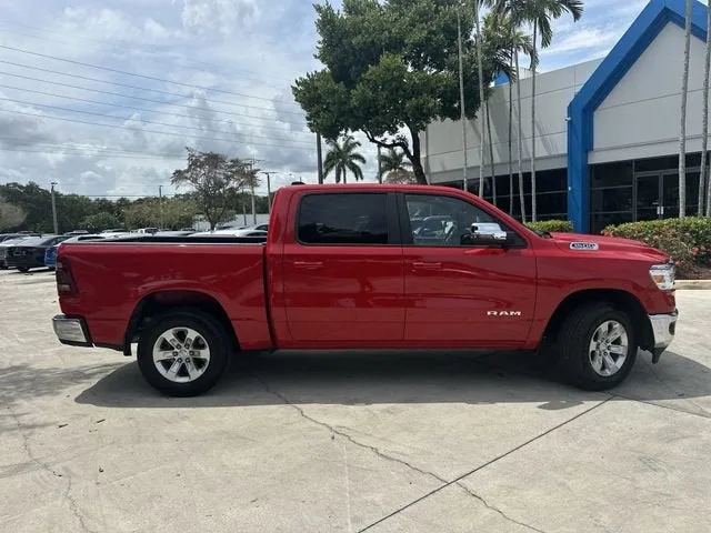 2024 RAM 1500 Laramie photo 32